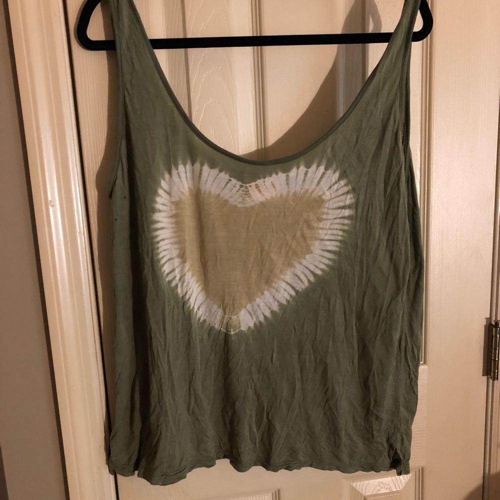Olive Green Tie-dyed Heart Tank nwot
